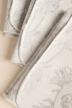 ⁦שישיית מפיות | דגם מאלי כסוף⁩ – תמונה ⁦2⁩