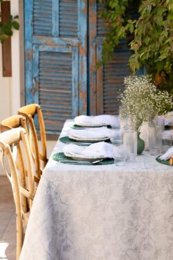 ⁦מפת שולחן | מאלי כסוף⁩ – תמונה ⁦2⁩