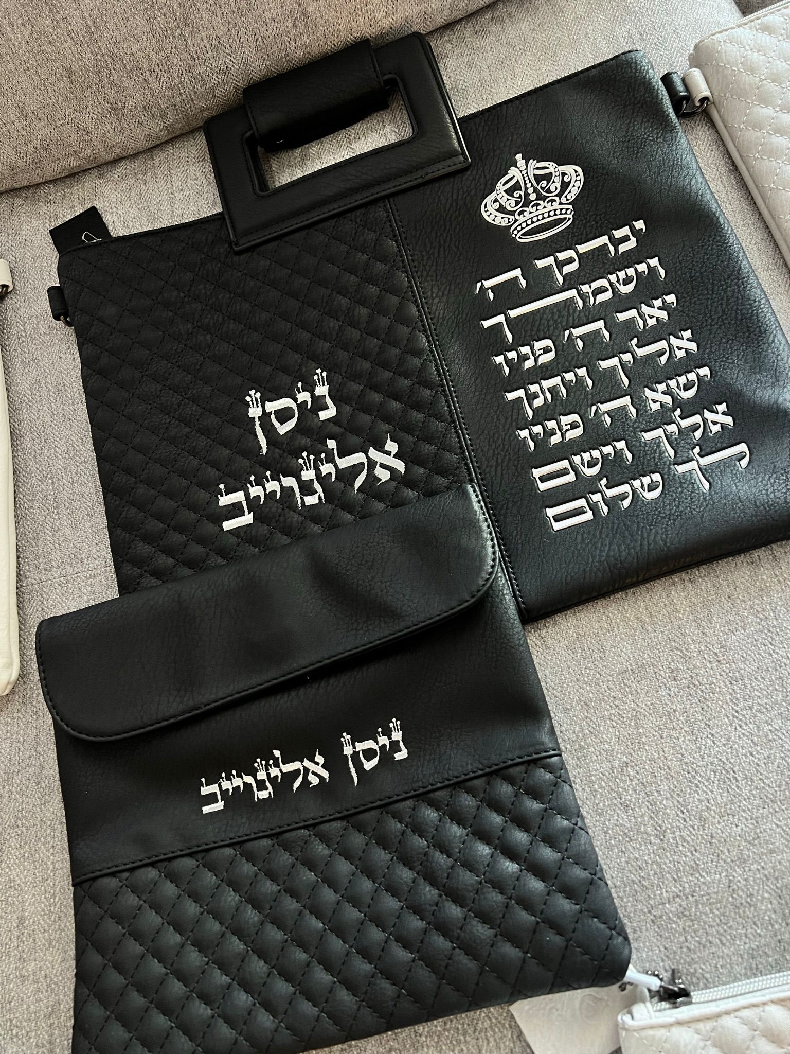 WhatsApp Image 2024-11-24 at 18.17.55 (1) כיסוי טלית ותפילין דגם 133 – תמונה 1