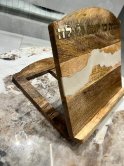 ⁦שטנדר עץ אפוקסי "פנינה" מהודר⁩ – תמונה ⁦2⁩