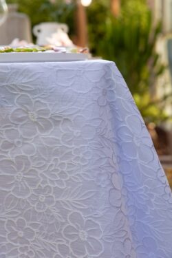 מפת שולחן | בוטניקה לבן