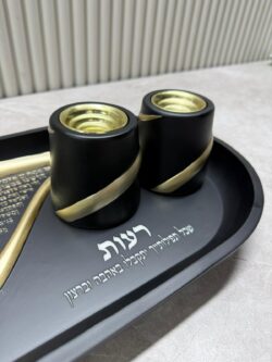 ⁦סט פוליריזן מגש להדלקת נרות וזוג פמוטים מהודרים | שחור זהב⁩ – תמונה ⁦4⁩